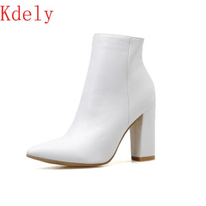 Chic Ivory Ankle Boots: Elegant Style, Chunky Heels