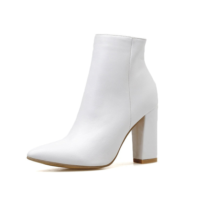 Chic Ivory Ankle Boots: Elegant Style, Chunky Heels